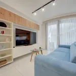 The Official Mercury - Beautiful 1br Lux By 360 Estates Apartment
