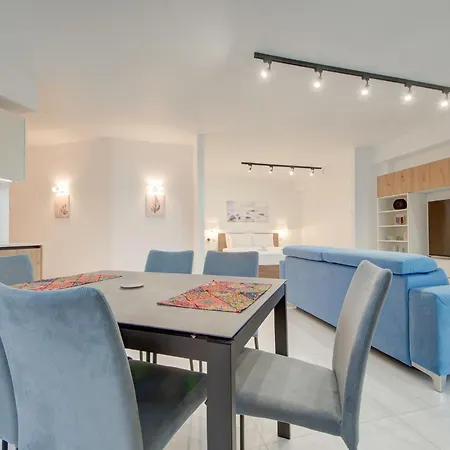 The Official Mercury - Beautiful 1br Lux By 360 Estates Apartment